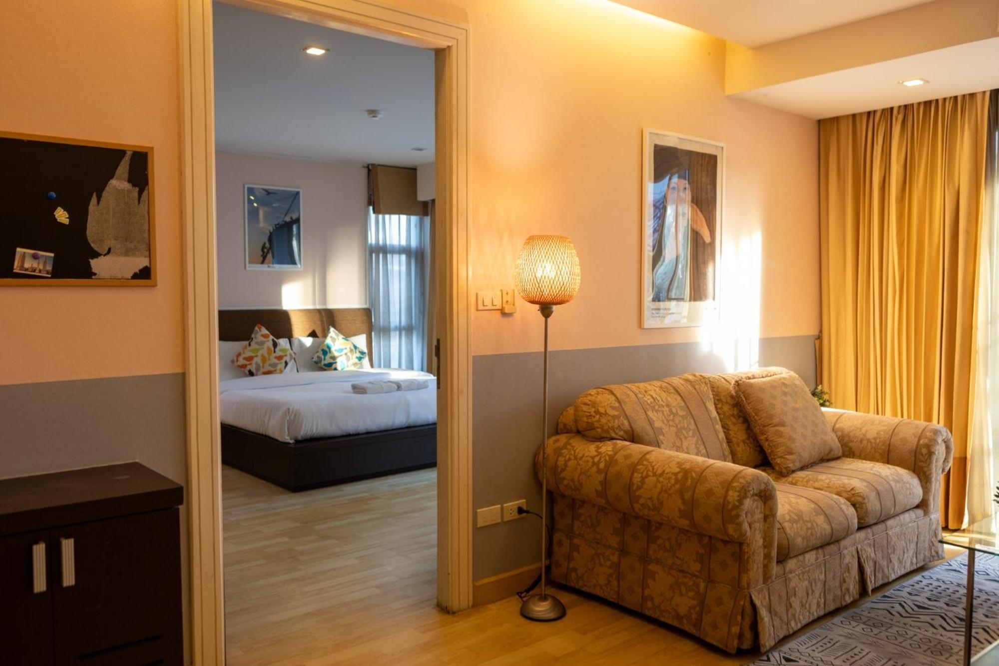 Go Inn Thonglor 23 โกอินน์ ทองหล่อ 23 X Бангкок Экстерьер фото