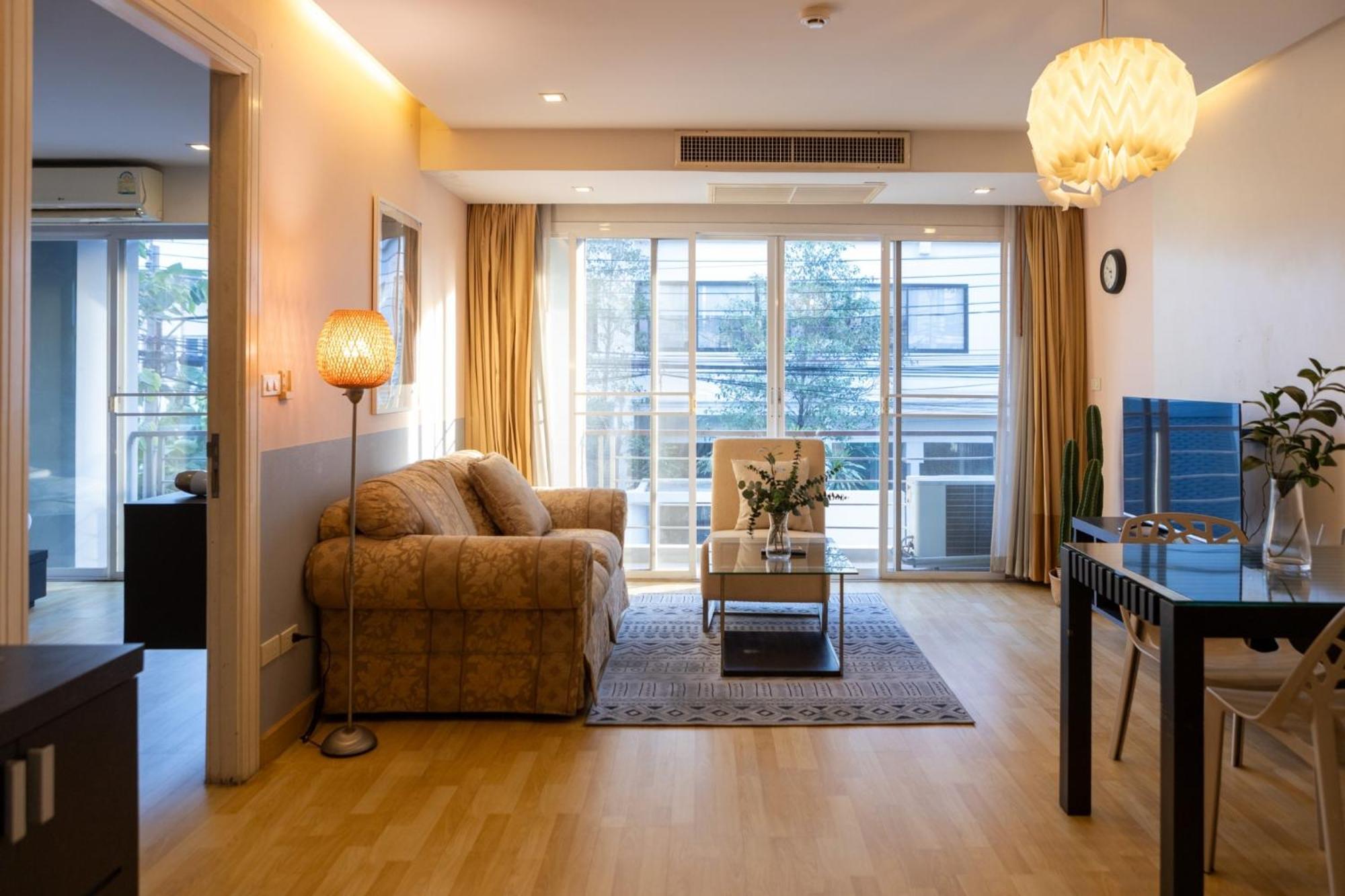Go Inn Thonglor 23 โกอินน์ ทองหล่อ 23 X Бангкок Экстерьер фото