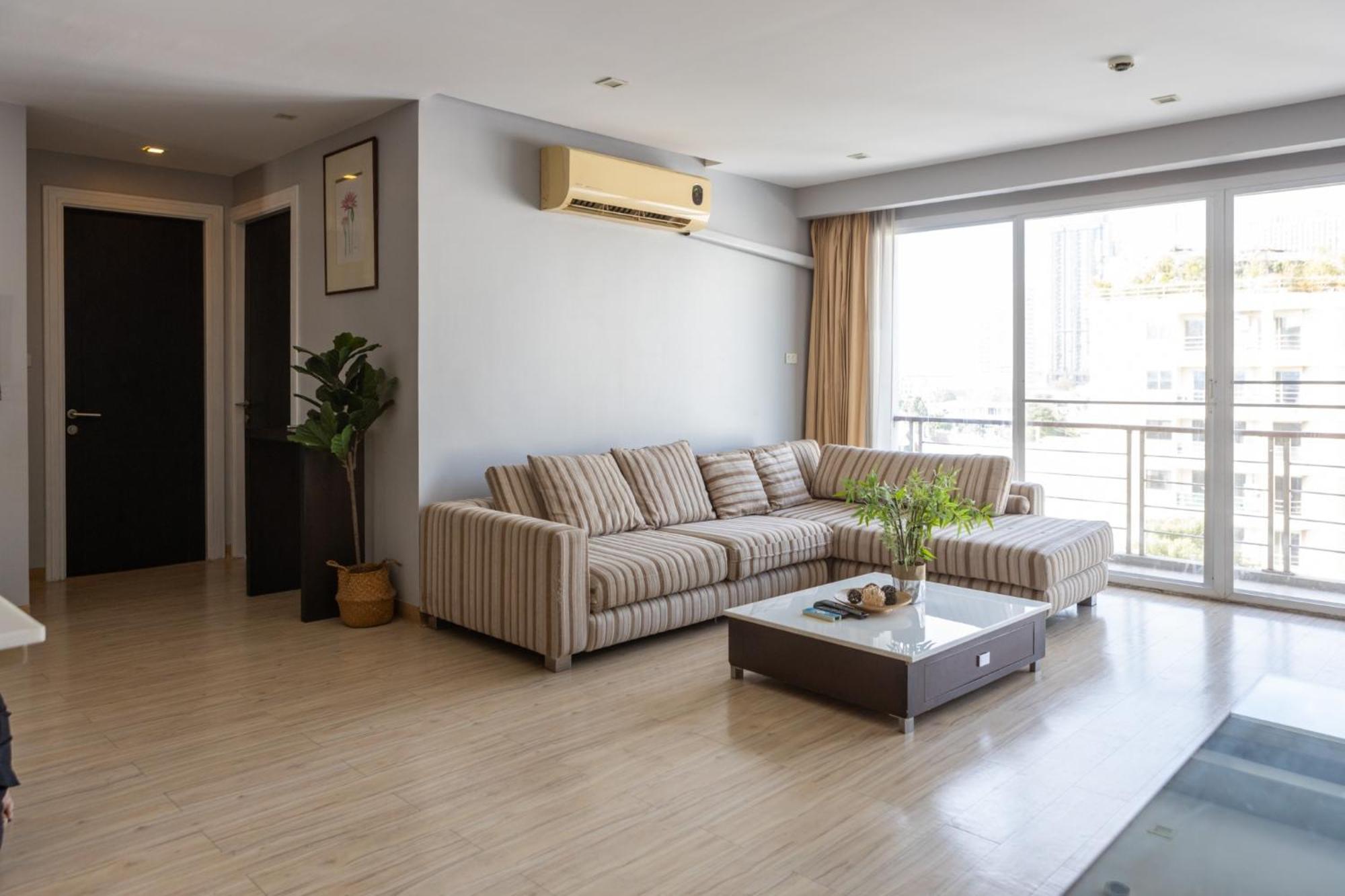 Go Inn Thonglor 23 โกอินน์ ทองหล่อ 23 X Бангкок Экстерьер фото